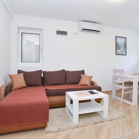 Ban Apartmani Budva Exterior foto