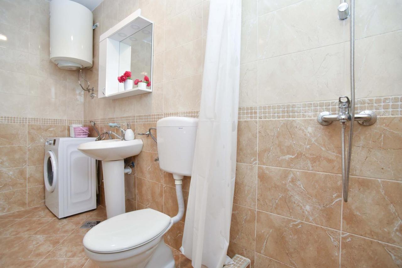 Ban Apartmani Budva Exterior foto